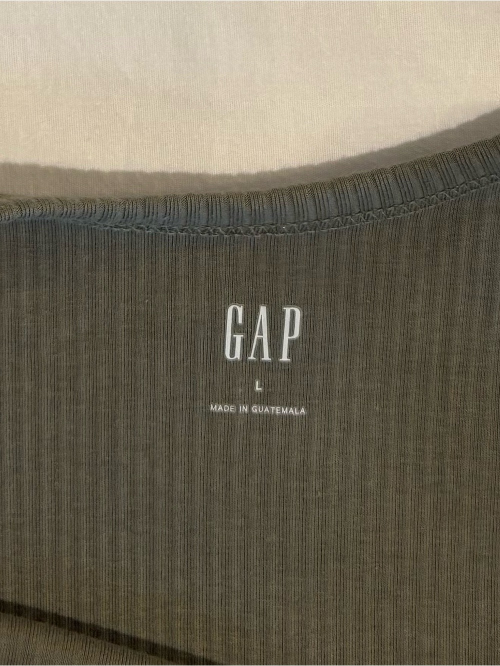 GAP Olive Ribbed Scoop Neck Tank Top Size Large - Picture 4 of 8